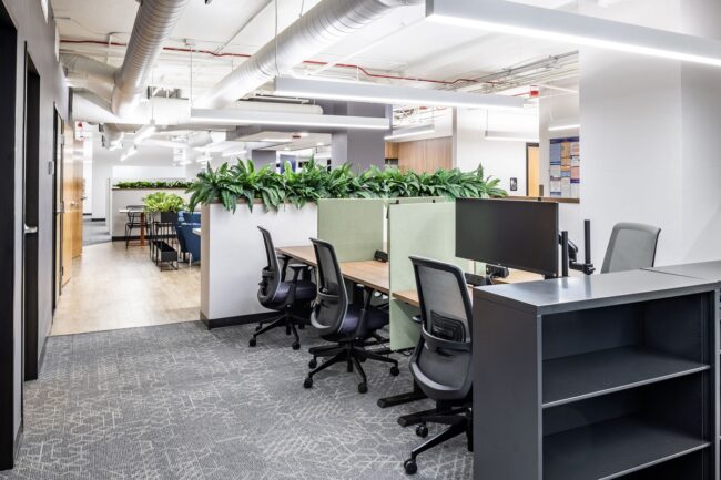 Navigating Furniture Lead Times and Supply Chain Issues