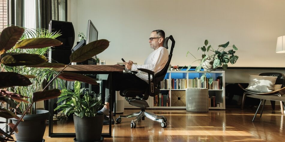 The Hidden Cost of Bad Office Chairs: Why Ergonomics Matter More Than You Think
