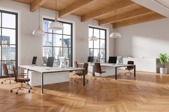 Modular vs. Fixed Furniture: Which Layout Style Fits Your Growth Plan?