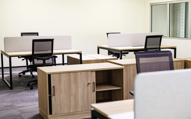 How to Arrange Office Furniture: Optimizing Your Office Floor Plan and Traffic Patterns