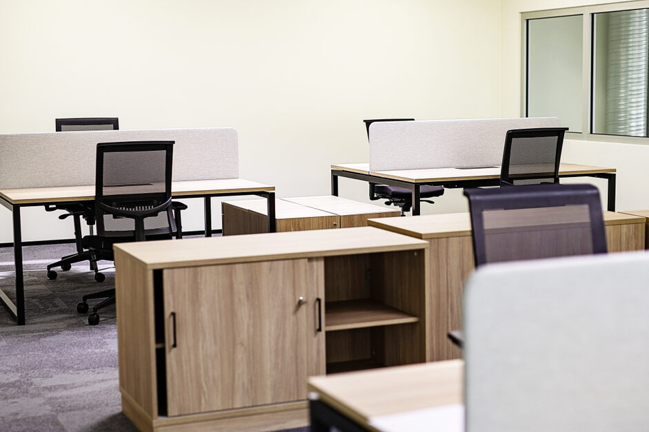 How to Arrange Office Furniture: Optimizing Your Office Floor Plan and Traffic Patterns